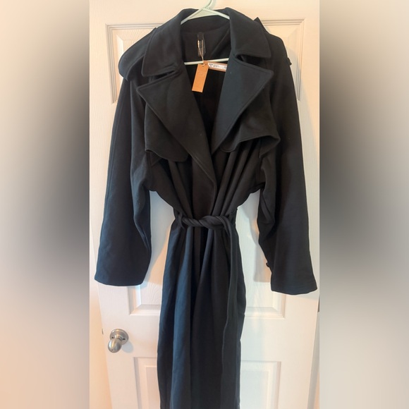 Skims Boyfriend Fleece Oversized Trench Coat in Onyx Black Size Medium - Picture 1 of 7